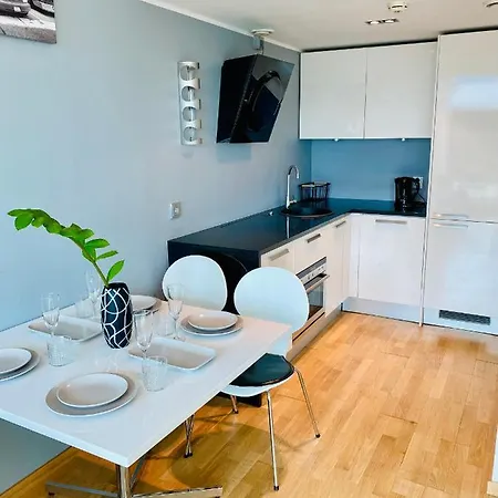 Heart With A Sunny Rooftop Terrace Apartamento Talin